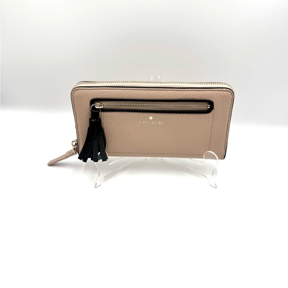 Kate Spade Chester Street Neda Wallet #422 - Picture 1 of 5